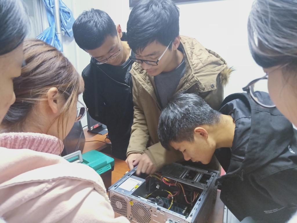 成人影片