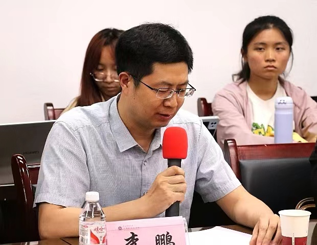 成人影片
