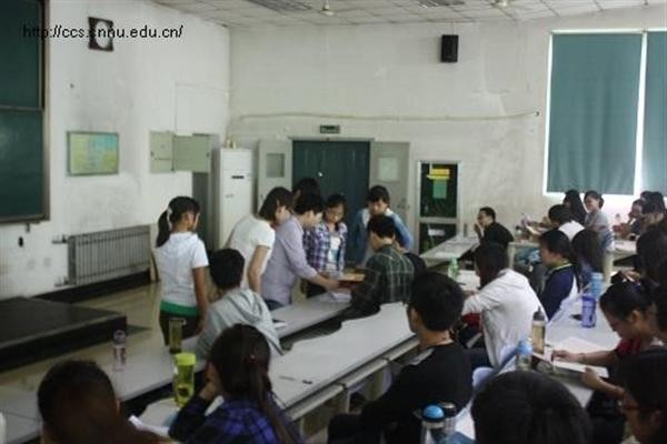 成人影片