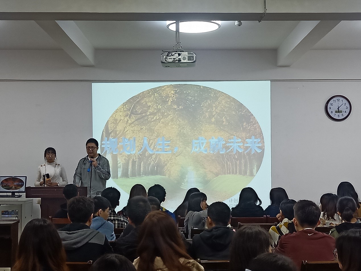 成人影片