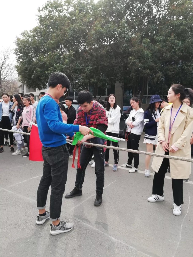 成人影片