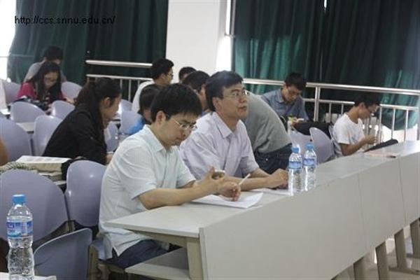 成人影片