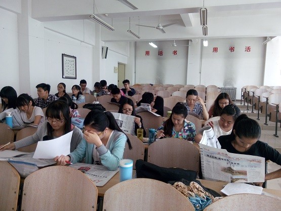 成人影片
